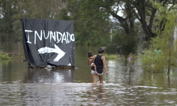 Inondazione in Argentina causata da El Nino