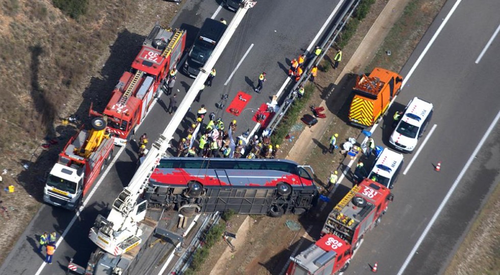 Il tragico incidente sull'autostrada tra Valencia e Barcellona in Spagna