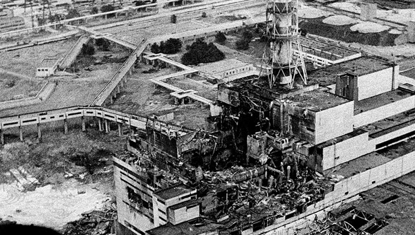 La centrale nucleare di Chernobyl dopo l'esplosione del reattore 4