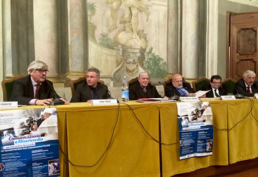 Il convegno promosso dalla Diocesi di Firenze. Al centro padre Federico Lombardi