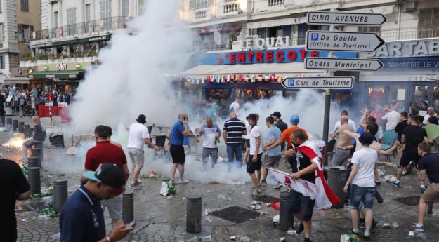 Euro 2016 scontri a Marsiglia