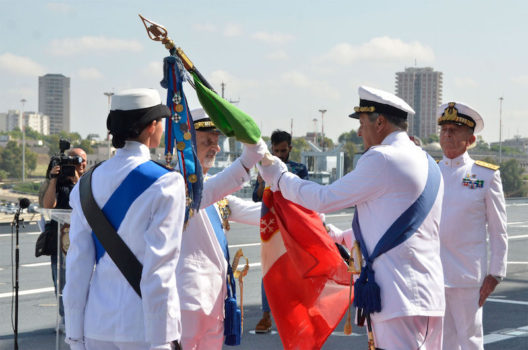 Il passaggio della Bandiera della Marina e delle Forze Navali