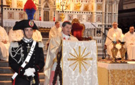 Il cardinale Giuseppe Betori alla Virgo Fidelis 2016 a Firenze
