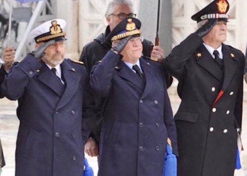 Da sin. l'ex capo della Marina ammiraglio De Giorgi, l'ex capo dell'Aeronautica generale Preziosa, il comandante generale dei Carabinieri Del Sette
