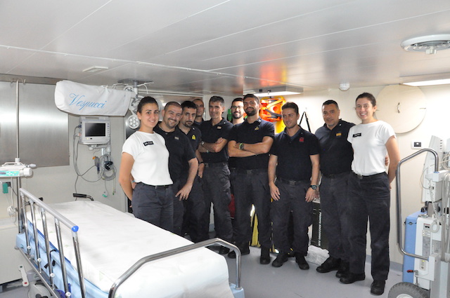 Il team dell'infermeria di Nave Vespucci 2017