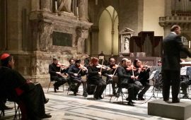 Il cardinale Betori assiste al concerto d'organo nel Duomo di Firenze diretto da Michele Manganelli