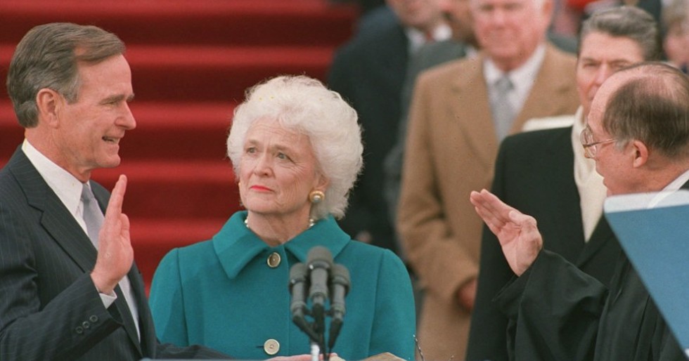 George e Barbara Bush nel 1989 all'insediamento da presidente Usa 
