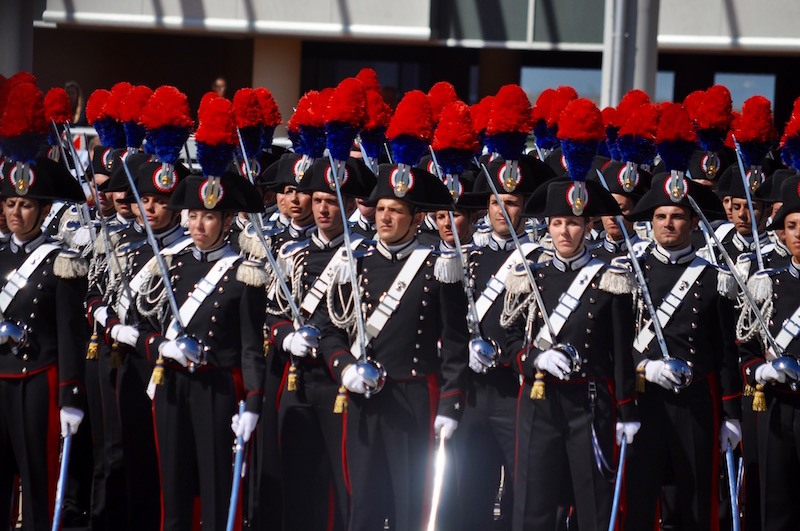 Allievi della Scuola Marescialli dei Carabinieri durante una cerimonia