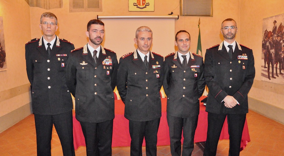 I nuovi ufficiali con il comandante provinciale di Firenze, colonnello Giuseppe De Liso