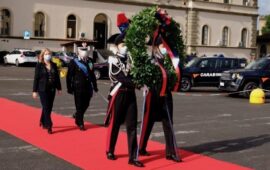 Il prefetto di Firenze Laura Lega e il generale Nicola Massimo Masciulli comandante della Legione Carabinieri Toscana alla caserma Baldissera