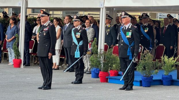 La cerimonia è stata presieduta dal generale di corpo d'armata Enzo Bernardini (al centro)