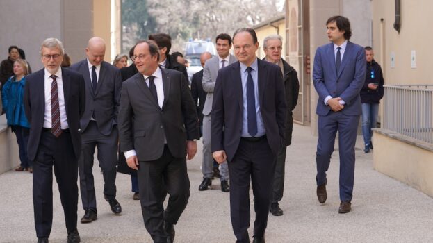 François Hollande al suo arrivo all'Iue a Firenze